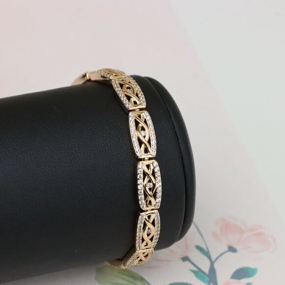 "Elegant Rose Gold Bracelet with Crystal Accents, XPBL0911 - Picture 9 of 12